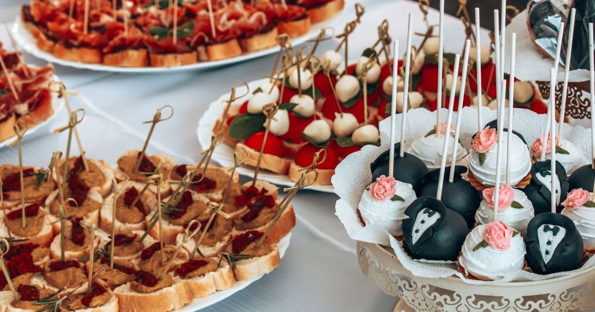 Wedding Catering Ideas: 50 Delicious Menu Ideas For Your Guests